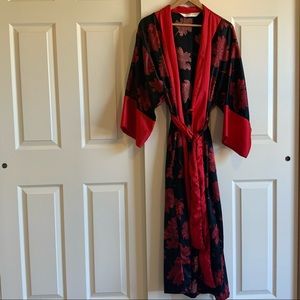 Vintage Victoria Secret Satin Long Robe M